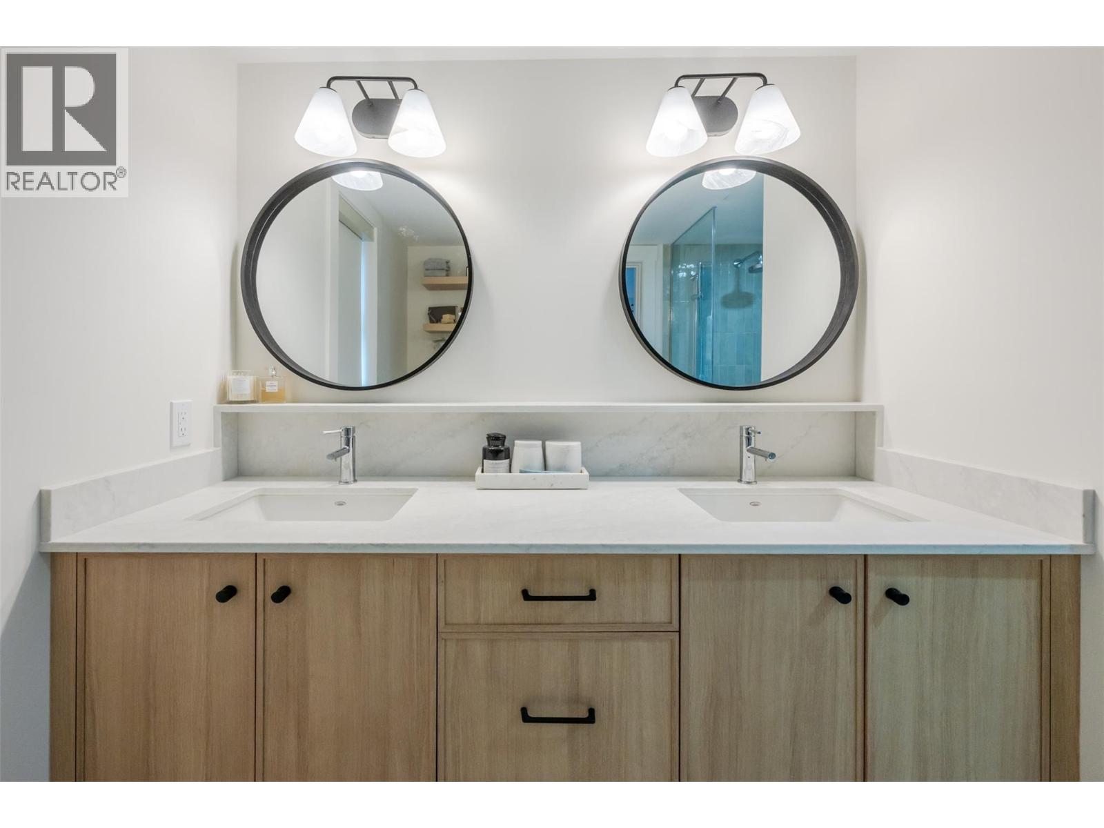 578 Lakeshore Drive Unit# 202, Penticton