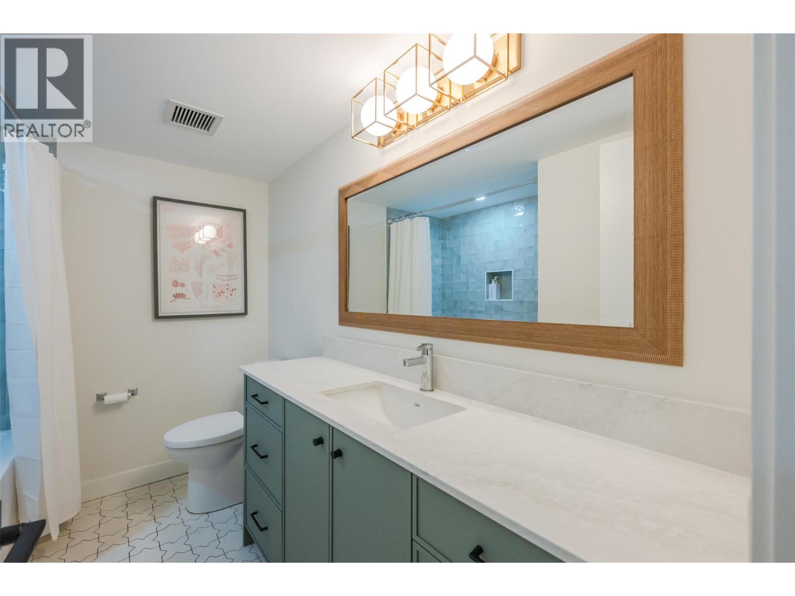 578 Lakeshore Drive Unit# 202, Penticton