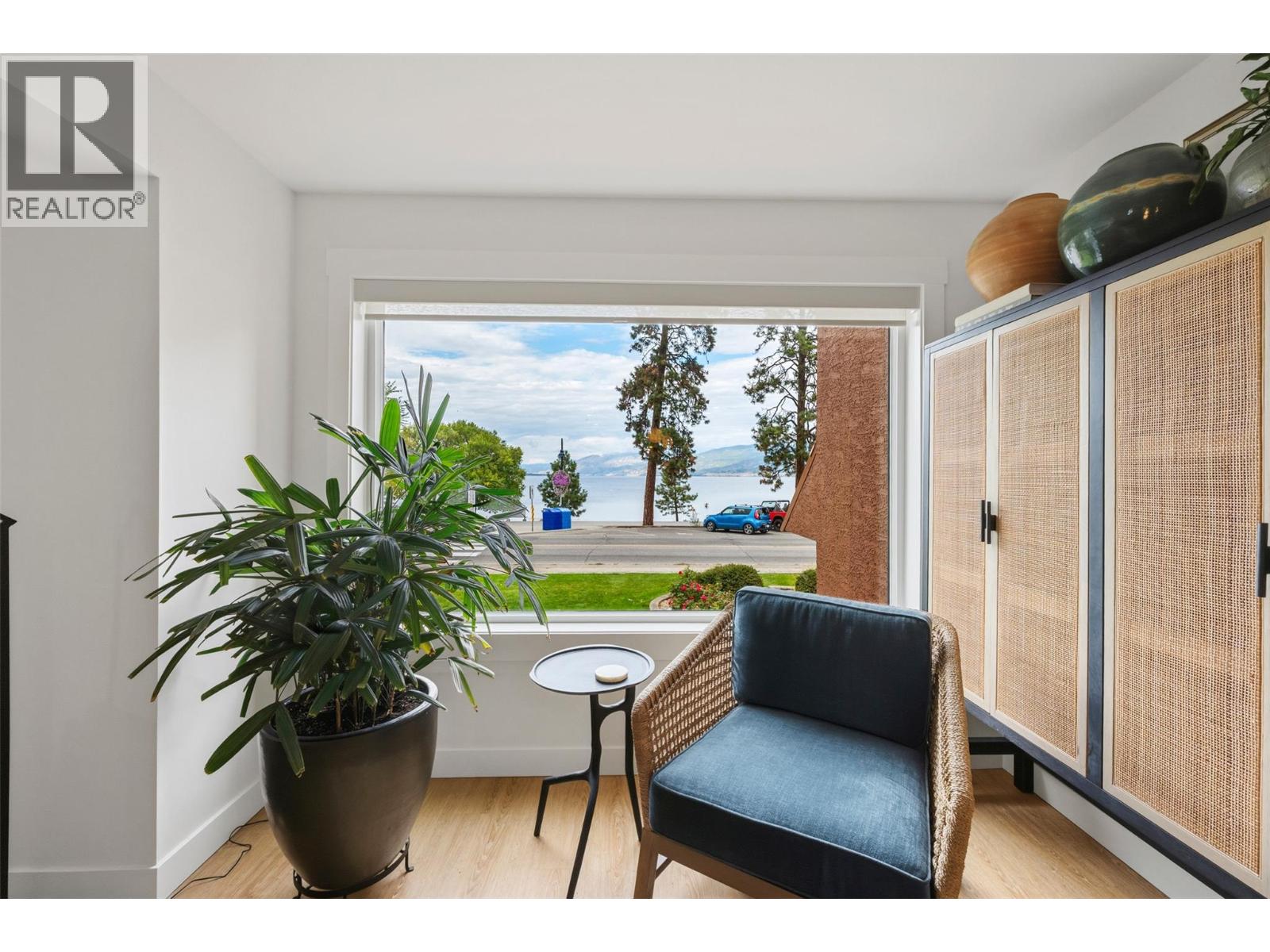 578 Lakeshore Drive Unit# 202, Penticton