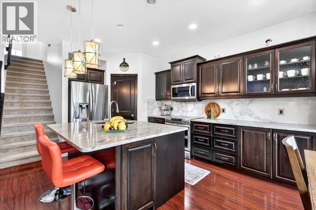 60 Everoak Close SW - 9