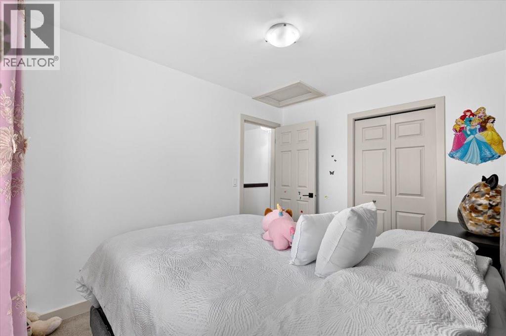 60 Everoak Close SW - 33