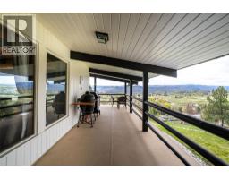 Family room - 701 Robin Road, Vernon, BC V1B3B3 Photo 12