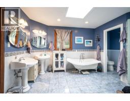 701 Robin Road, Vernon, BC V1B3B3 Photo 56