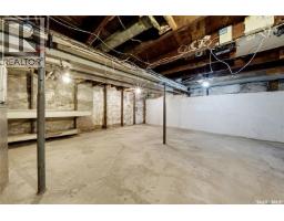 2061 Queen Street, Regina, SK S4T4C2 Photo 13