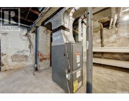 2061 Queen Street, Regina, SK S4T4C2 Photo 16