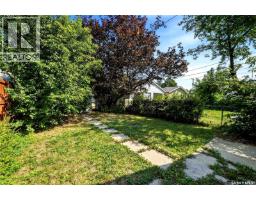 2061 Queen Street, Regina, SK S4T4C2 Photo 17