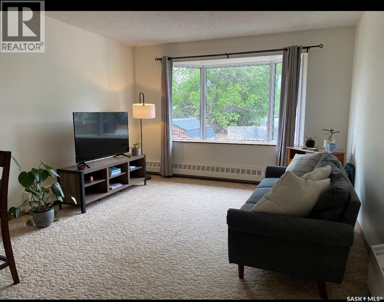 144 First AVENUE N, Yorkton — photo 4