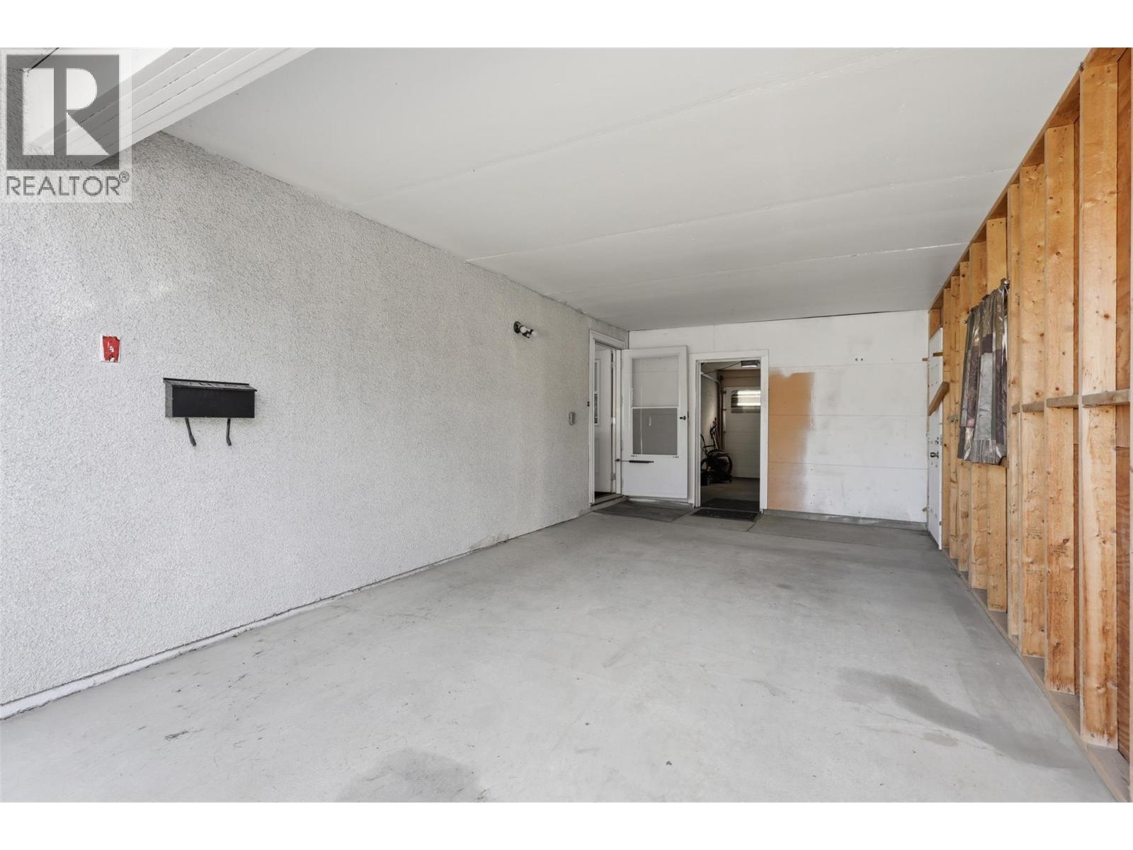 204/206 Fairview Avenue - 23