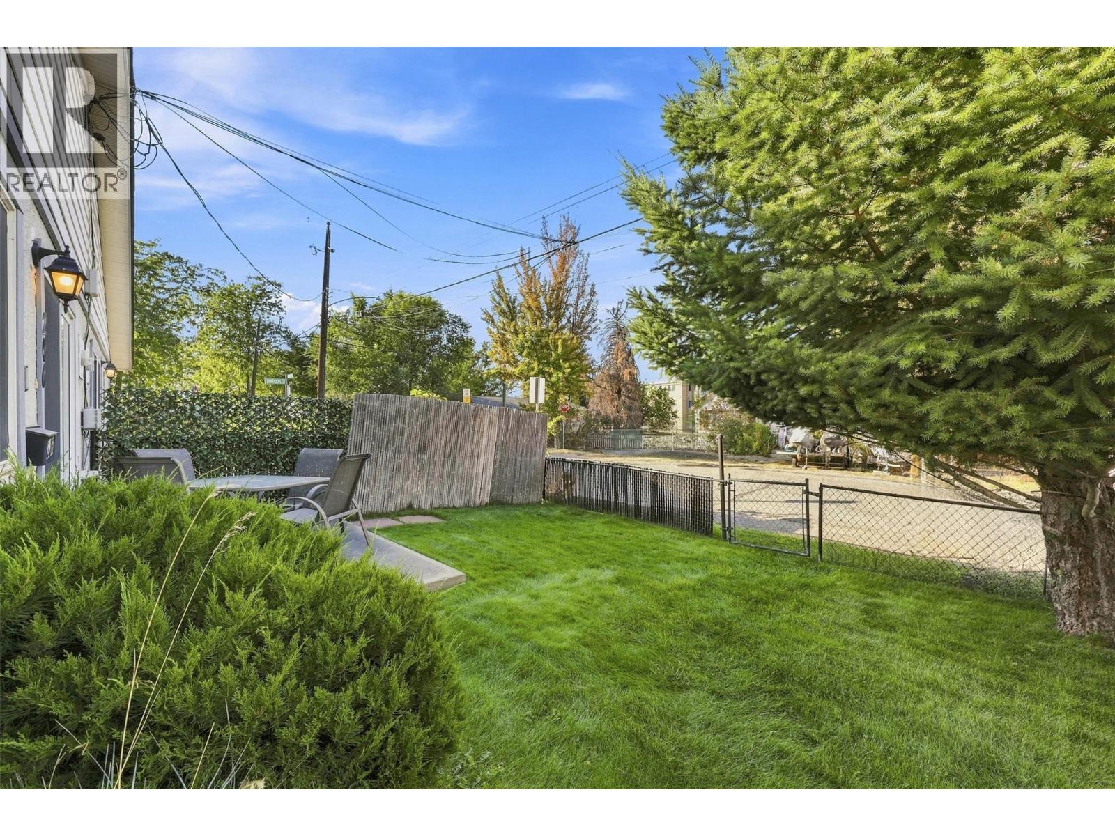 204/206 Fairview Avenue - 25