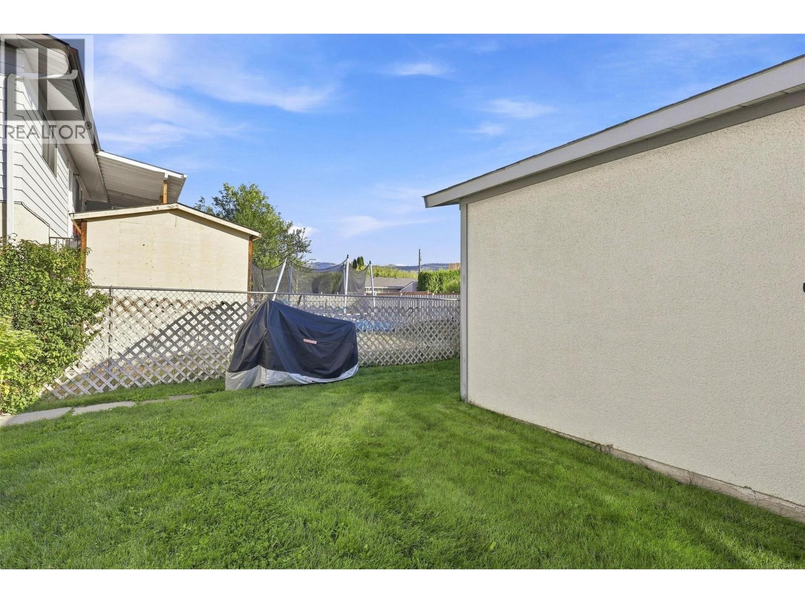 204/206 Fairview Avenue - Image 48