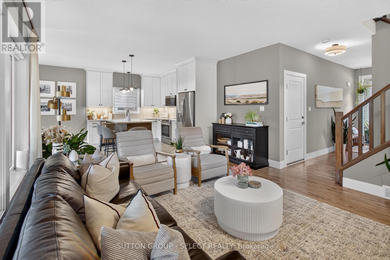 1445 RIVERBEND ROAD, London South (South A) — photo 4