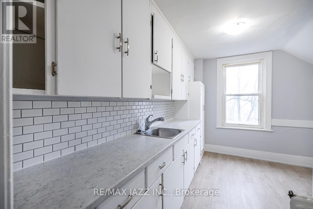 221 WALTON STREET, Port Hope — photo 18