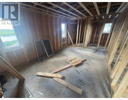 116 Sgt Donald Lucas Drive thumbnail 5