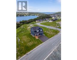 118 Sgt Donald Lucas Drive thumbnail 3