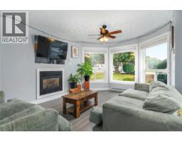 1920 Cheviot Rd, Campbell River, BC V9H1R4 Photo 11