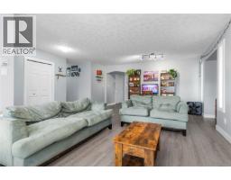 1920 Cheviot Rd, Campbell River, BC V9H1R4 Photo 12