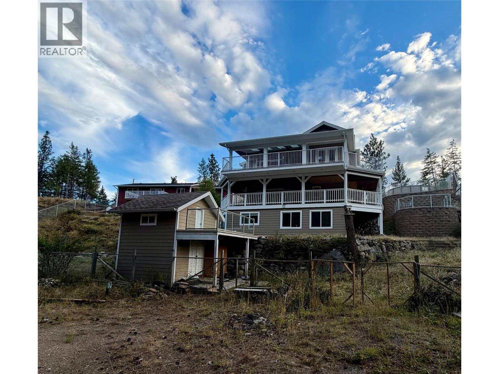674 Muir Road - 13