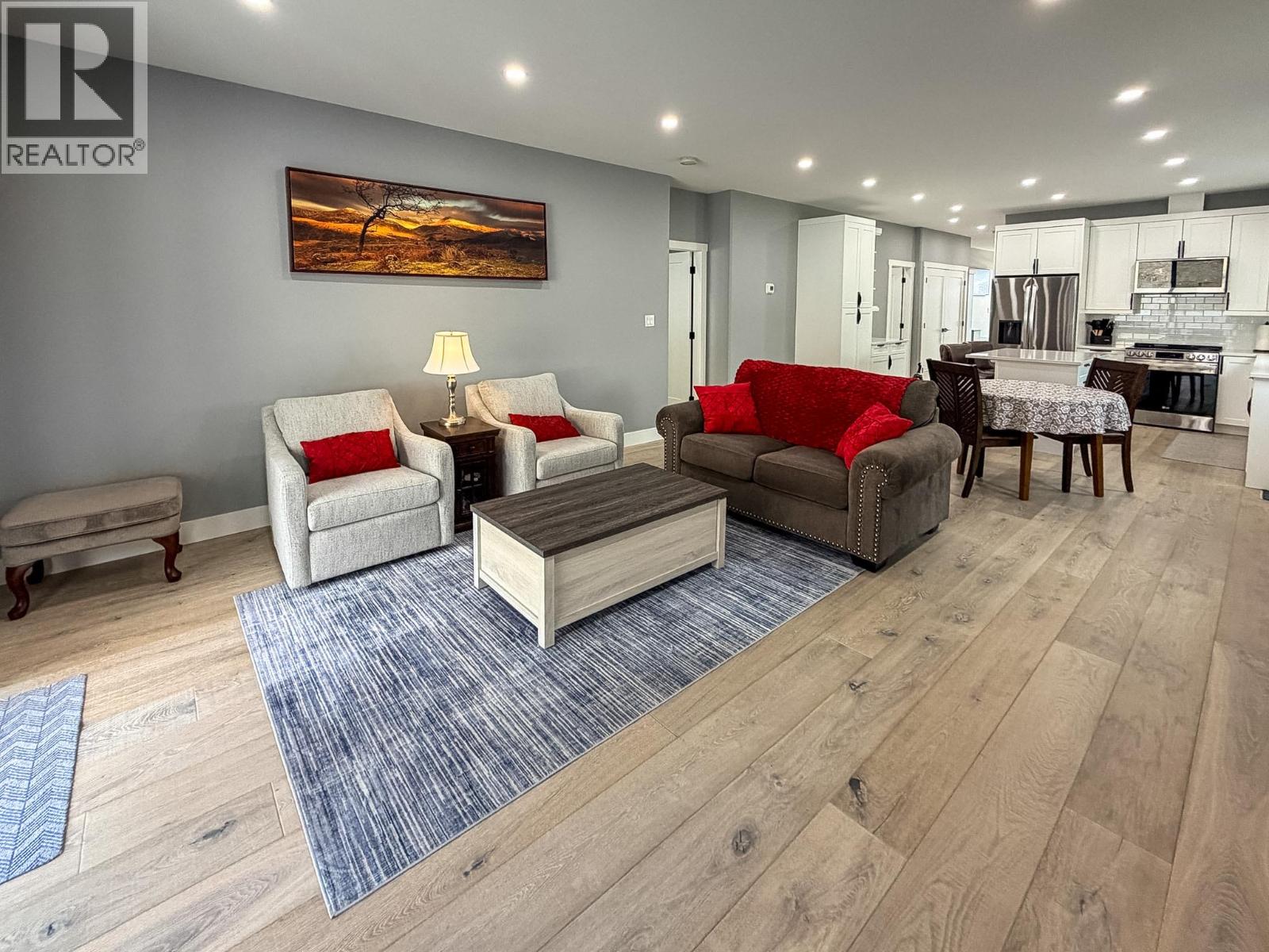  1250 COPPER Road, Oliver