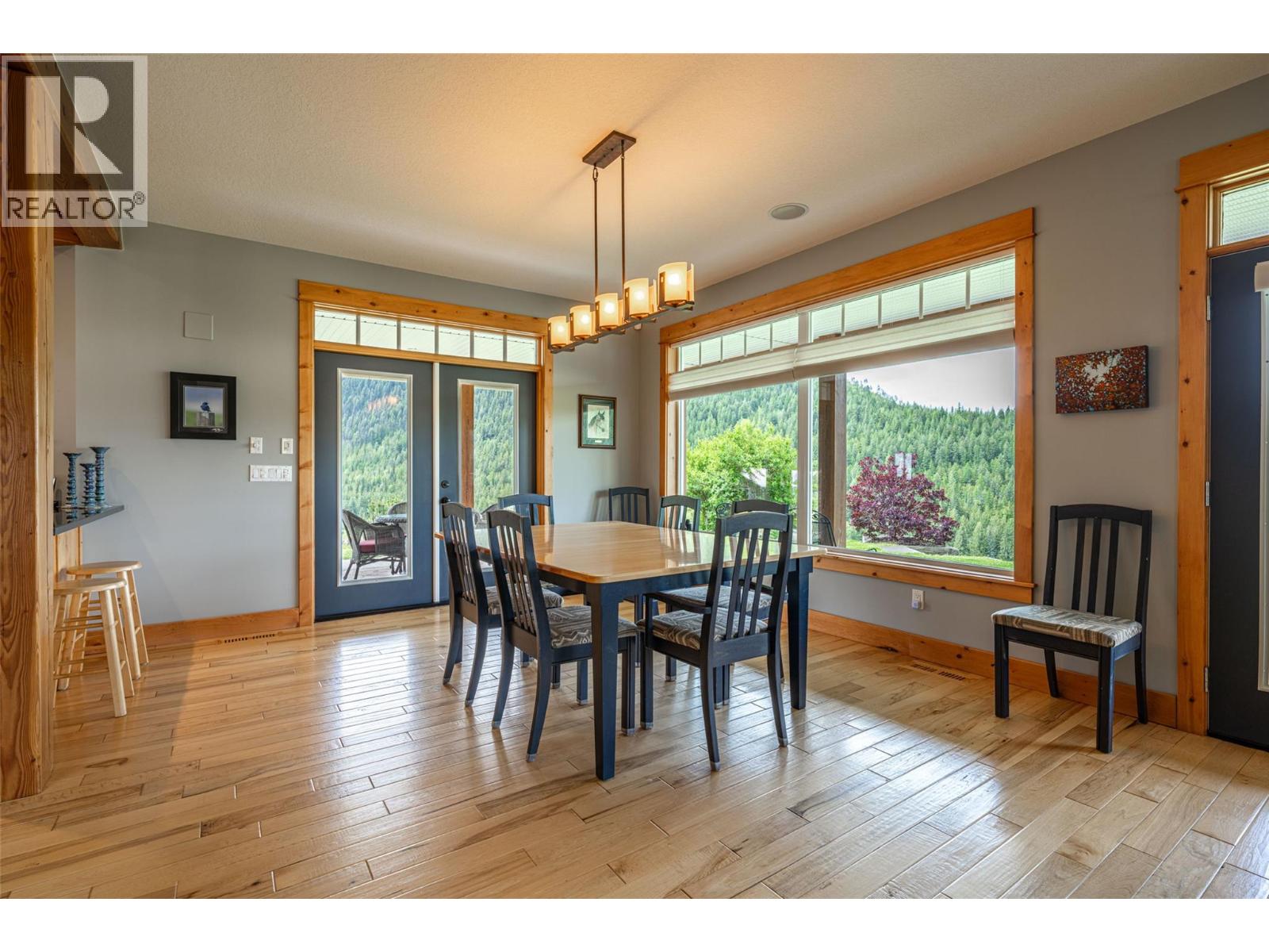 705 Creighton Valley Road, Lumby