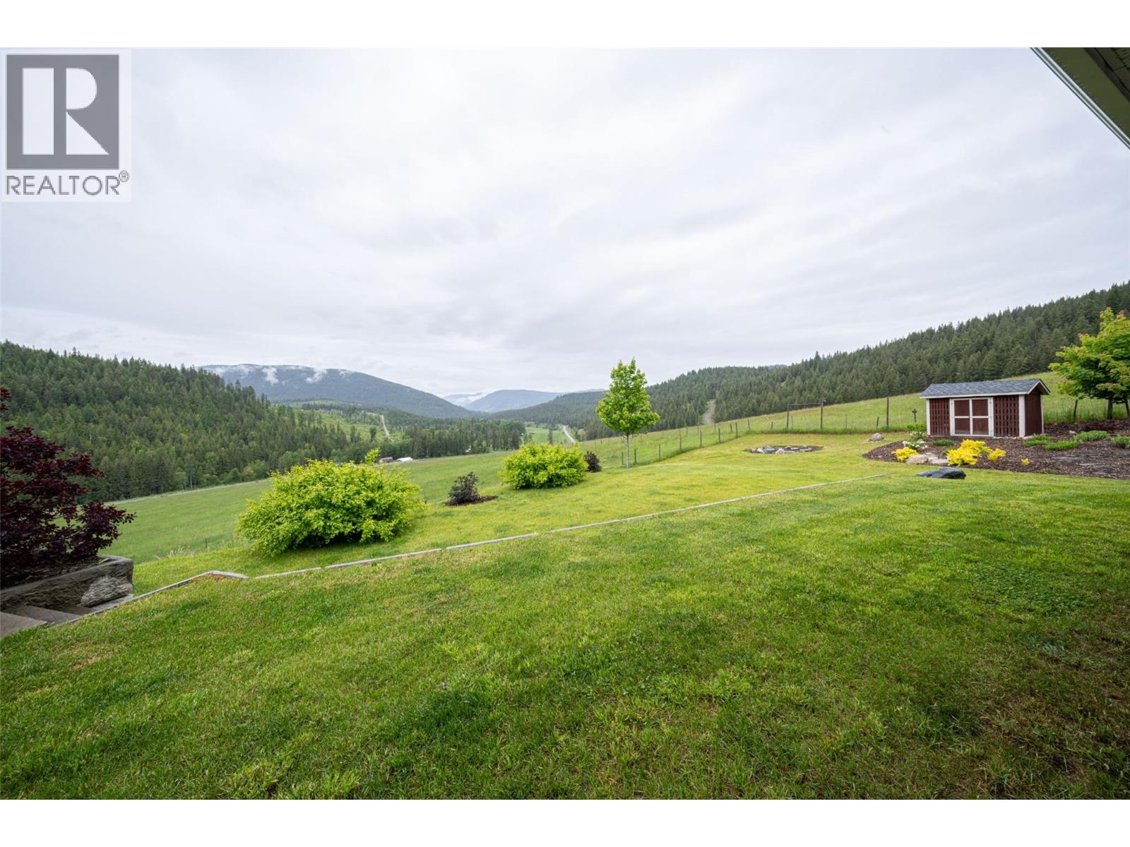 705 Creighton Valley Road - 23