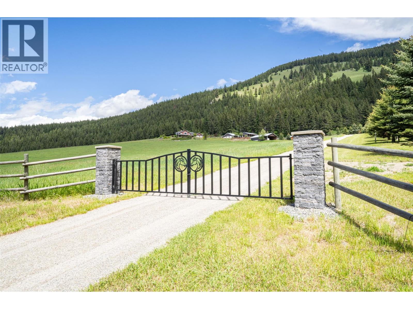 705 Creighton Valley Road - 1