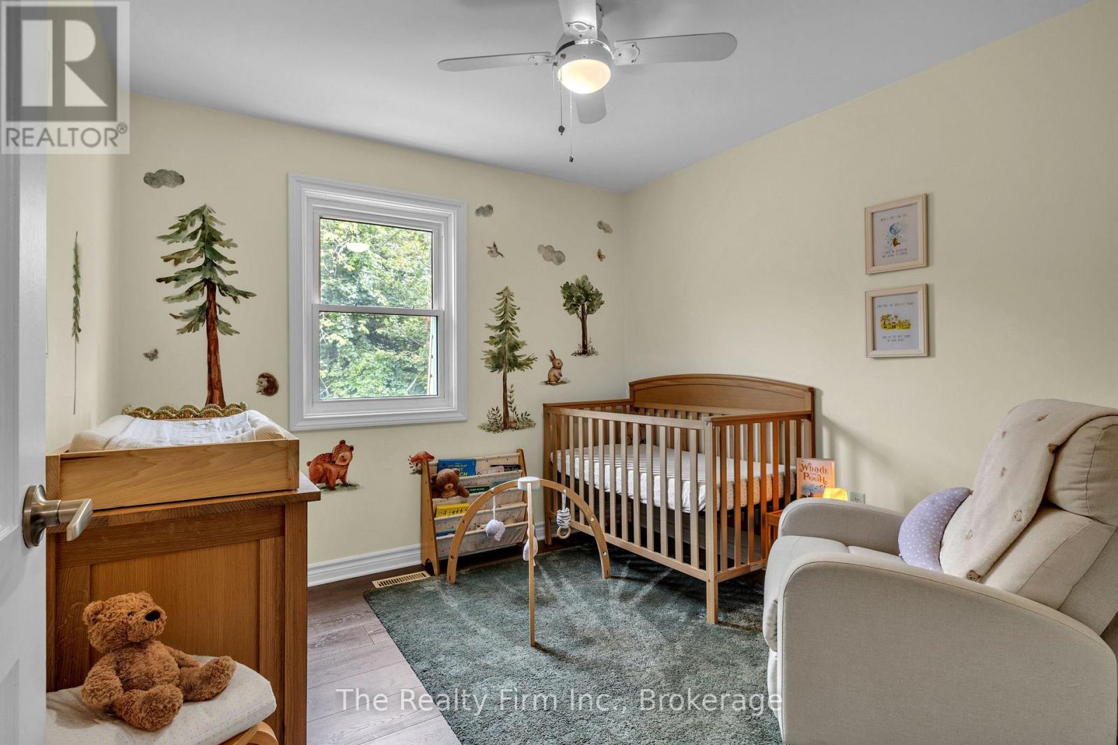 #12 598 DURHAM CRESCENT - Image 18