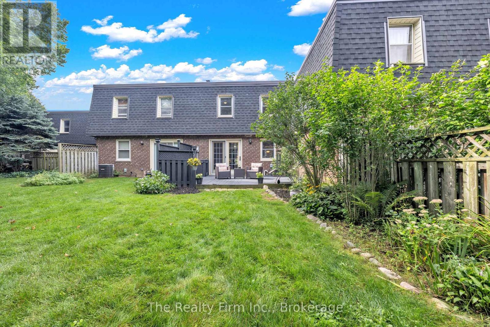 598 Durham Unit 12 photo 2