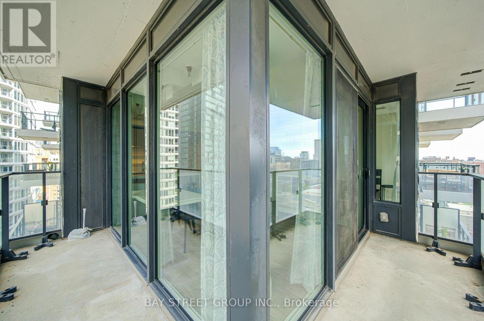 #1802 77 SHUTER STREET - 36