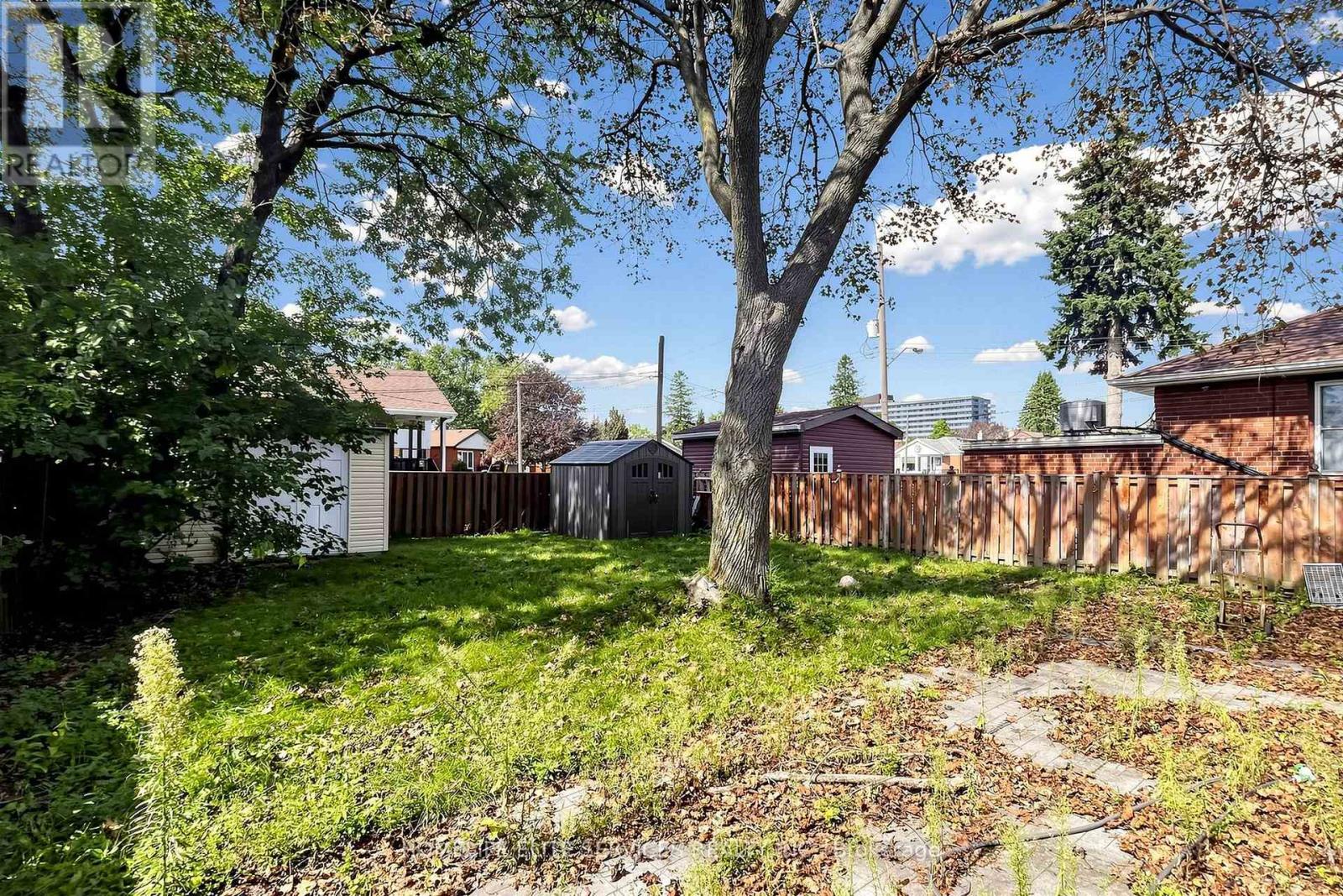 48 FREY CRESCENT - 50