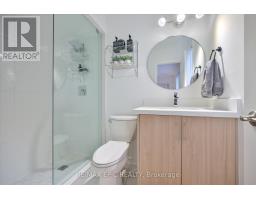 33 Emmett Place, Whitby, ON L1R2B4 Photo 25