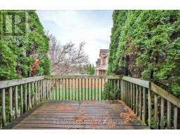 33 Emmett Place, Whitby, ON L1R2B4 Photo 41