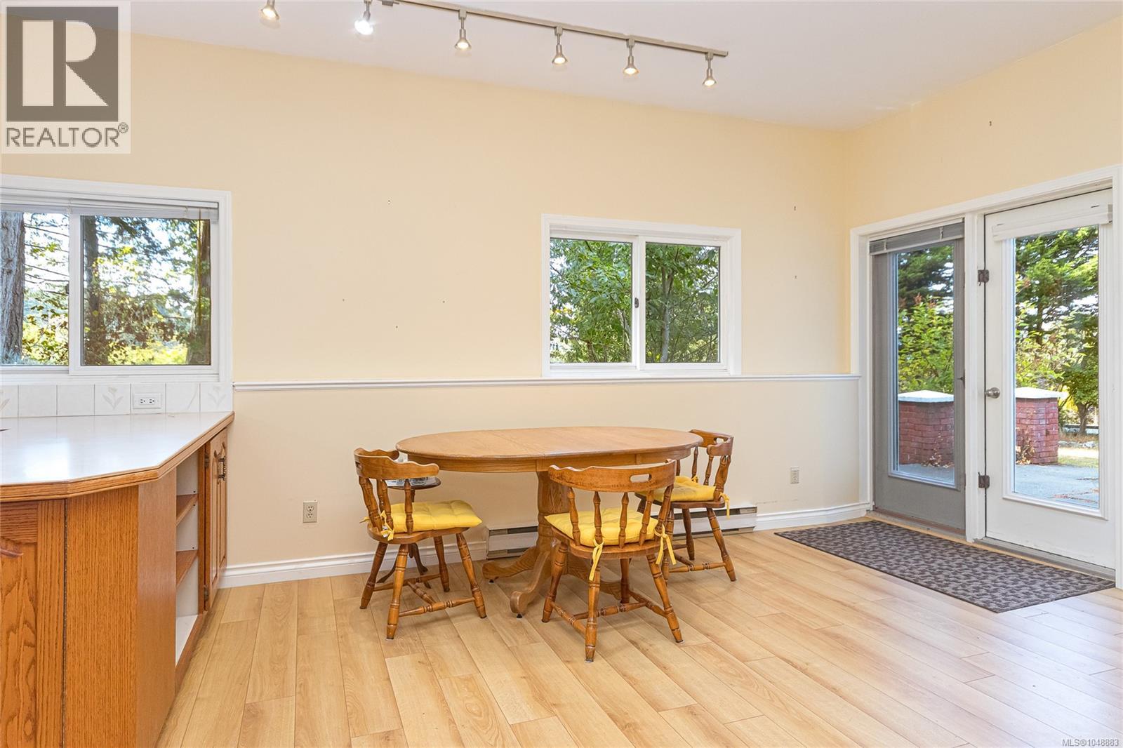  1475 McTavish Road, North Saanich