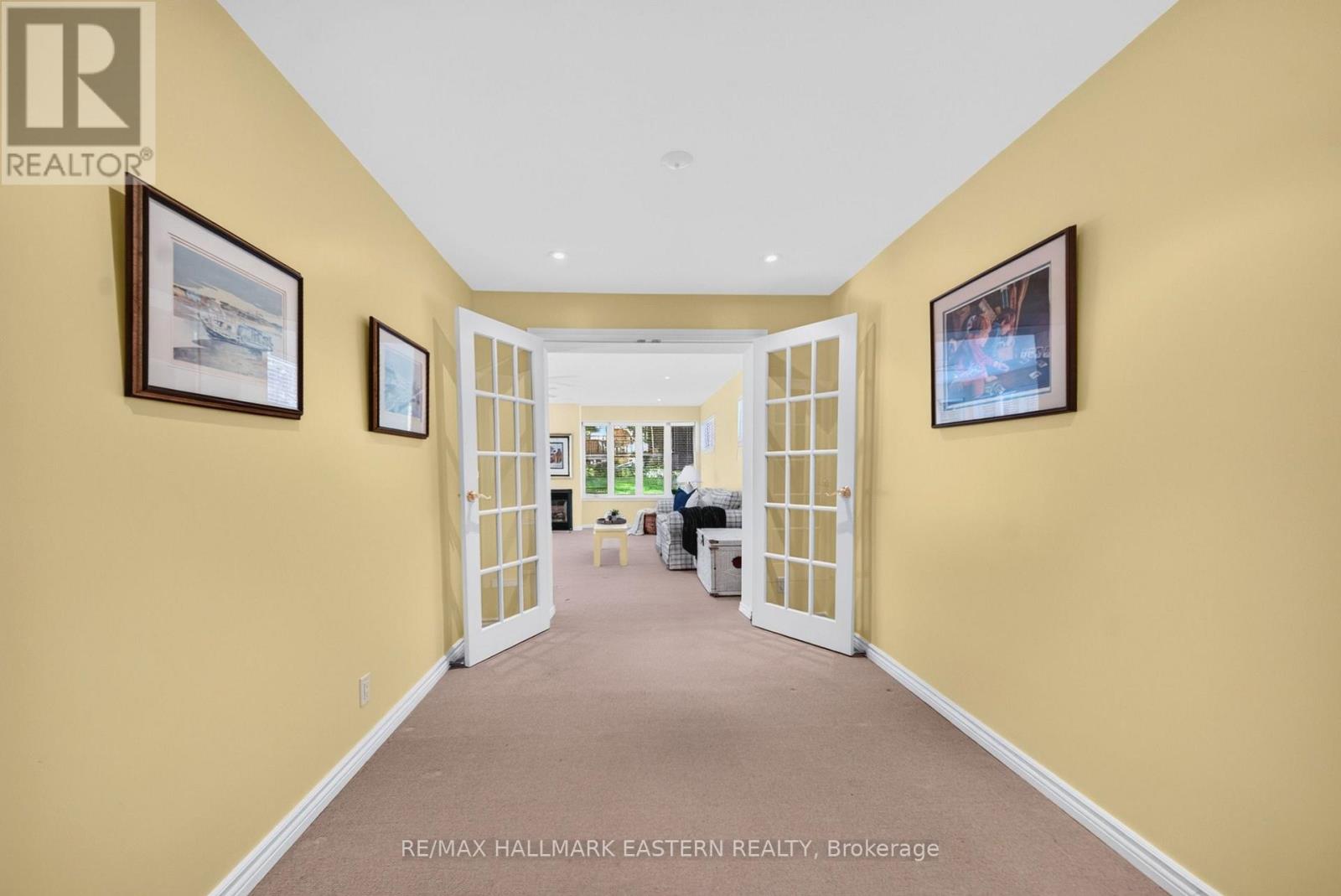 1337 FRANKLIN DRIVE W - Image 34