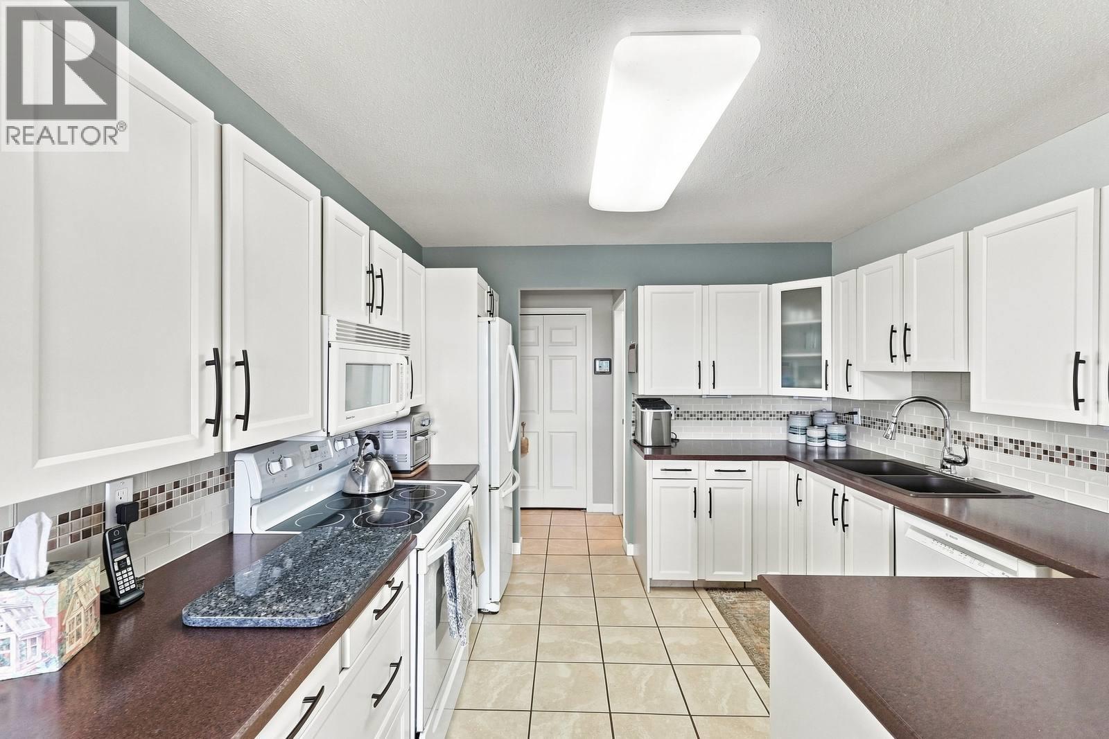 14 2433 Ingram Road, West Kelowna