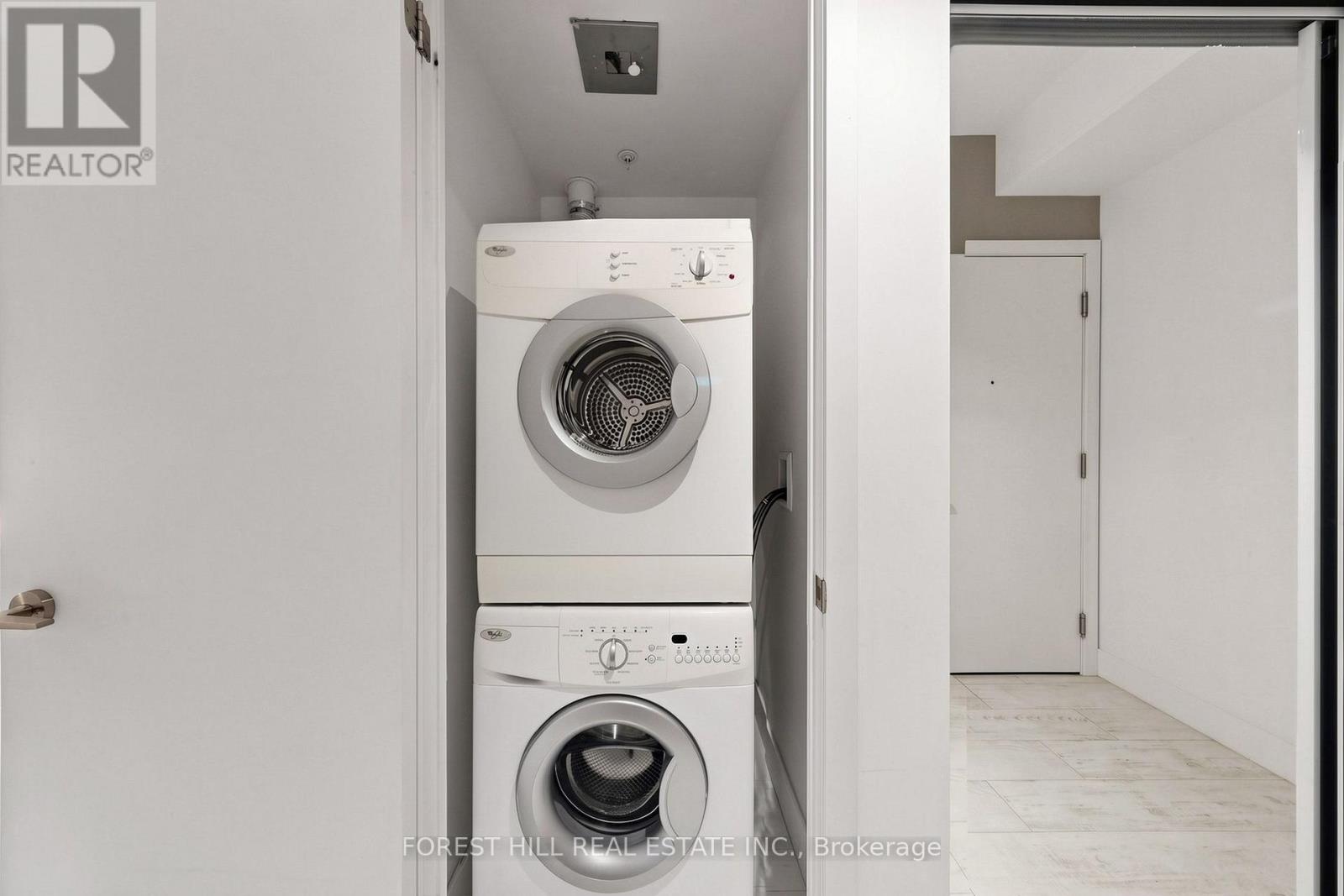 #1404 39 SHERBOURNE STREET - 21