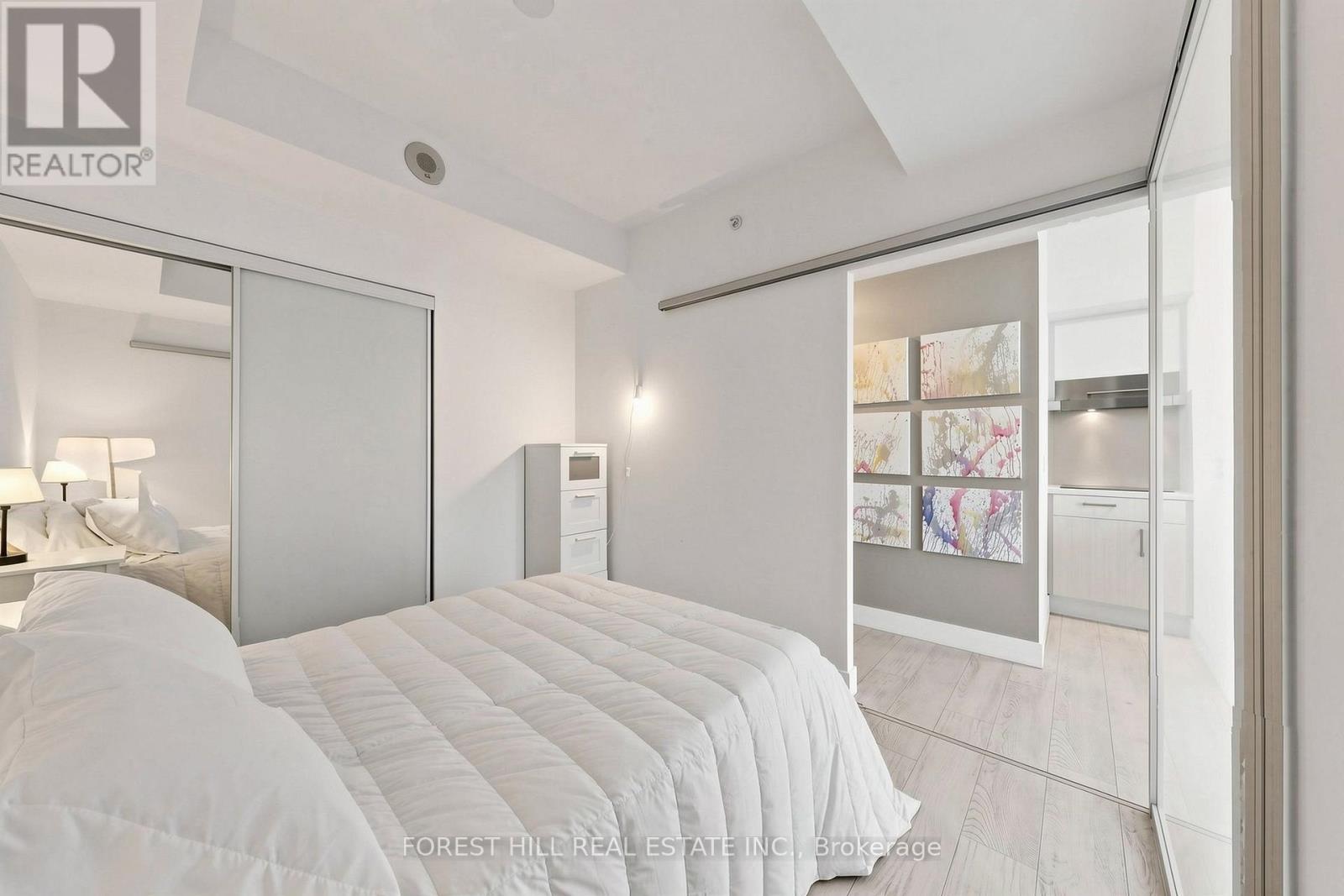 #1404 39 SHERBOURNE STREET - 17