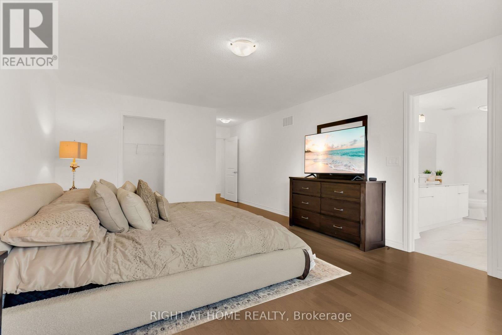 1544 BUTTERCUP COURT - 35