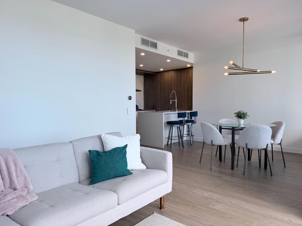902 15165 THRIFT AVENUE, White Rock