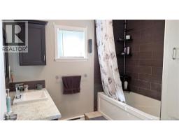 Kitchen - 364 Boulevard Long, Clair, NB E7A2C6 Photo 12