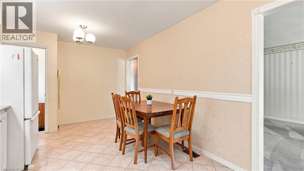 18 GLEN CASTLE Drive - Image 11