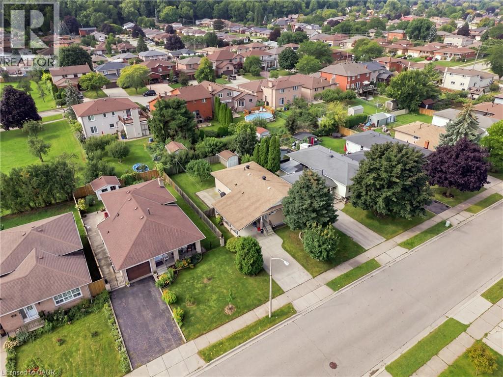 18 GLEN CASTLE Drive - 6