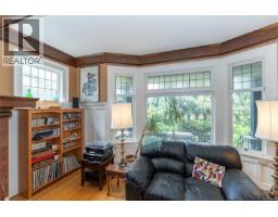 Office - 1377 Rockland Ave, Victoria, BC V8S1V7 Photo 14