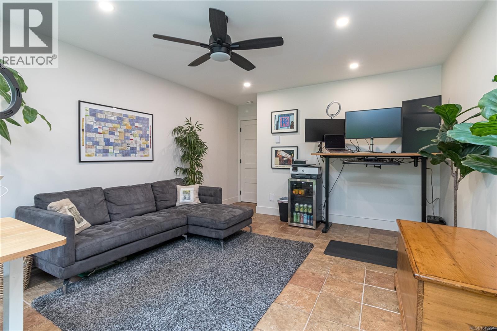  974 Wagonwood Place, Saanich