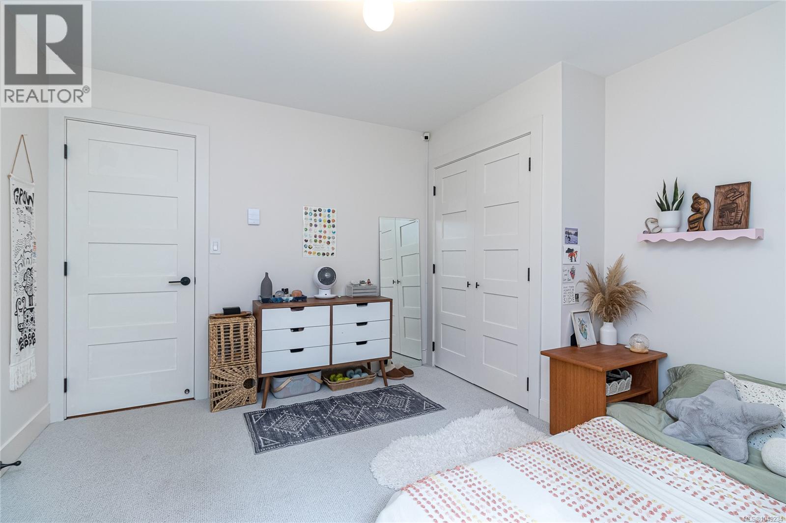  974 Wagonwood Place, Saanich