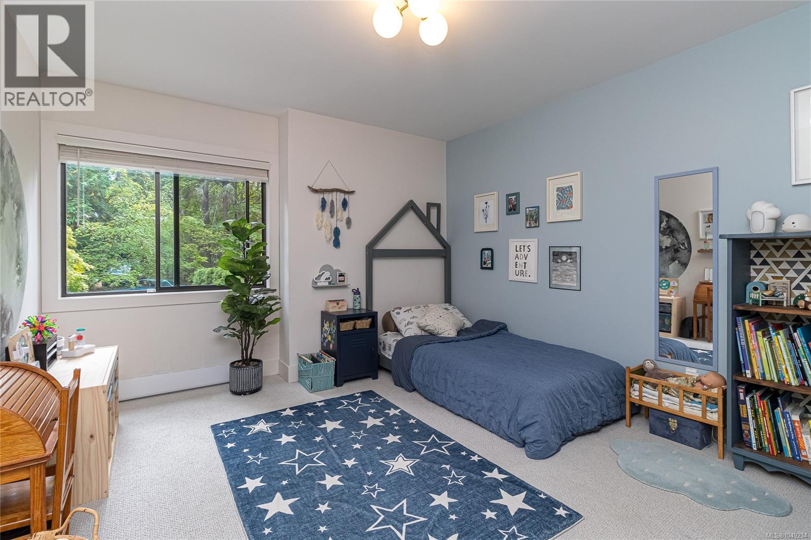  974 Wagonwood Place, Saanich