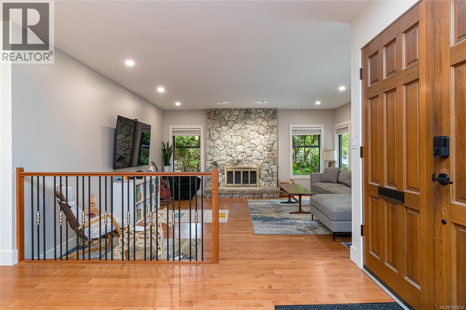  974 Wagonwood Place, Saanich
