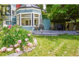 1377 Rockland Ave, Victoria, BC V8S1V7 Photo 59