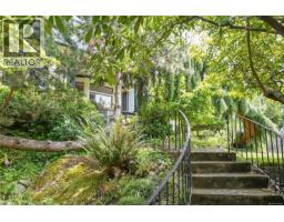 1377 Rockland Ave, Victoria, BC V8S1V7 Photo 58
