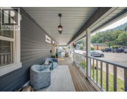 1195 Tamarac Avenue, Trail, BC V1R4H8 Photo 35