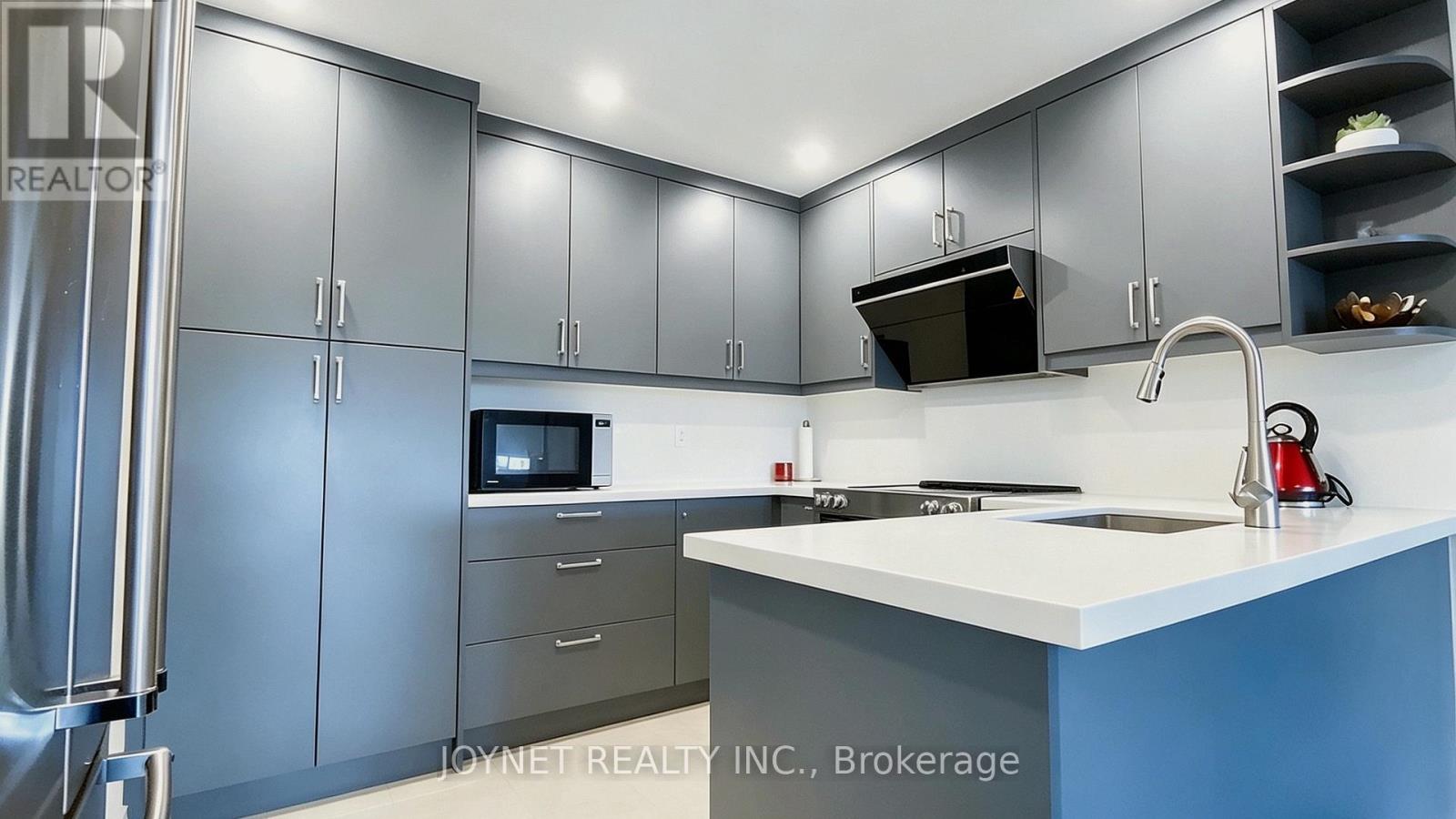 721 - 309 MAJOR MACKENZIE DRIVE E, Richmond Hill (Harding) — photo 4